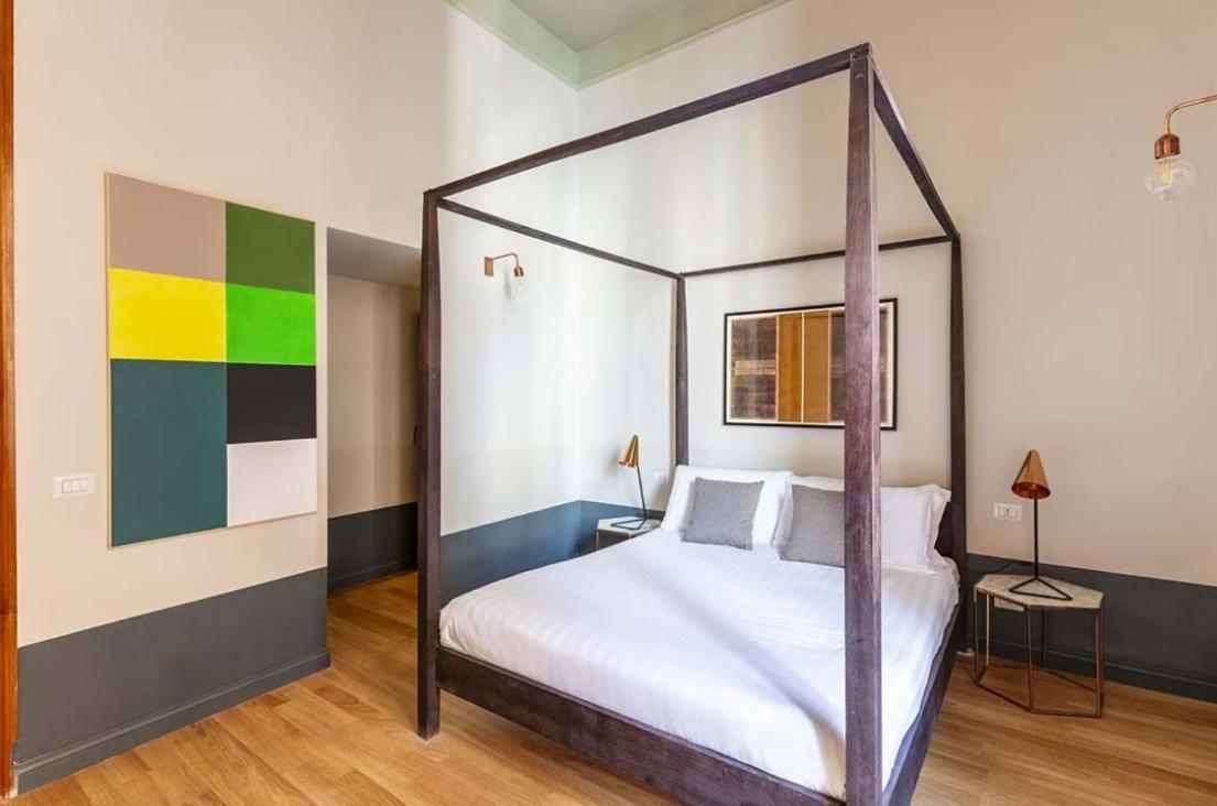 Eternal Elegance Apartment Rom